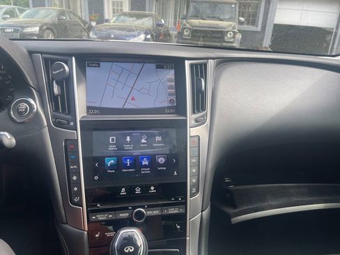 Used 2018 INFINITI Q50 Sport AWD/4WD image 12