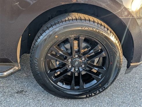 Certified 2022 Ford Expedition Max XLT image 18