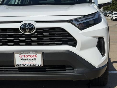 Used 2024 Toyota RAV4 XLE FWD image 9
