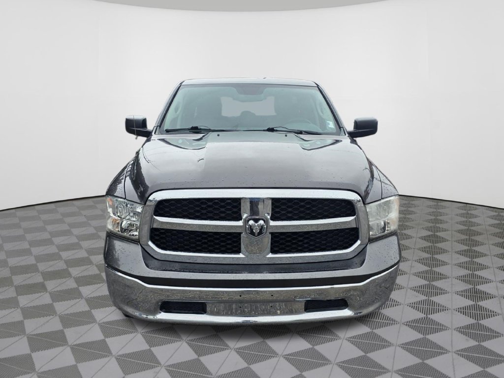 Used 2015 RAM 1500 Classic SLT RWD image 3