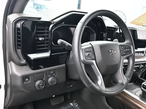 Used 2026 Chevrolet Silverado 1500 RST RWD image 15