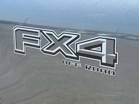 Certified 2023 Ford F250 XLT w/ Black Appearance Package AWD/4WD image 6