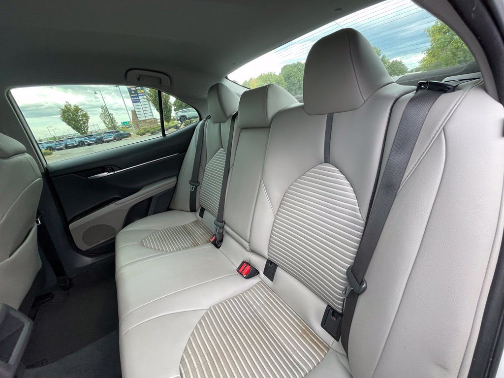 Used 2023 Toyota Camry SE FWD image 24