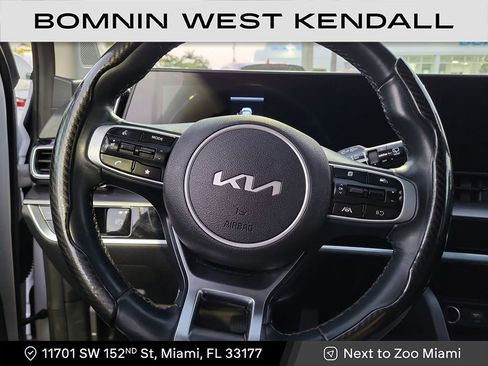 Used 2024 Kia Sportage EX image 13