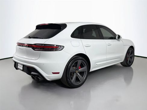 Used 2025 Porsche Macan S AWD/4WD image 7