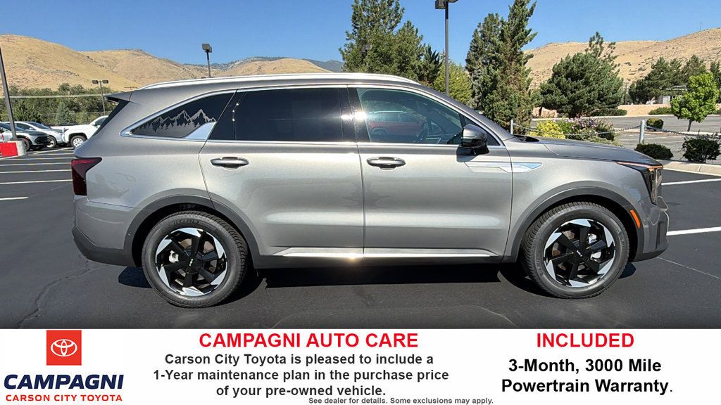 Used 2025 Kia Sorento SX Prestige AWD/4WD image 2