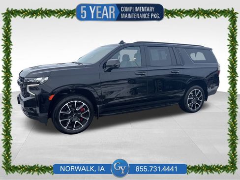 Used 2024 Chevrolet Suburban RST image 1