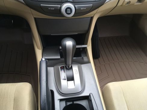 Used 2011 Honda Accord LX-P image 15