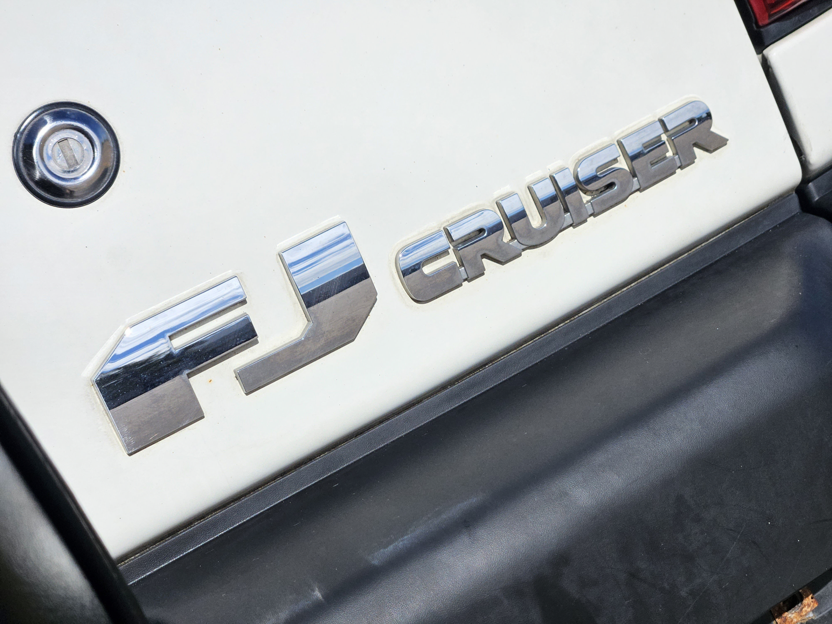Used 2012 Toyota FJ Cruiser 4WD image 30