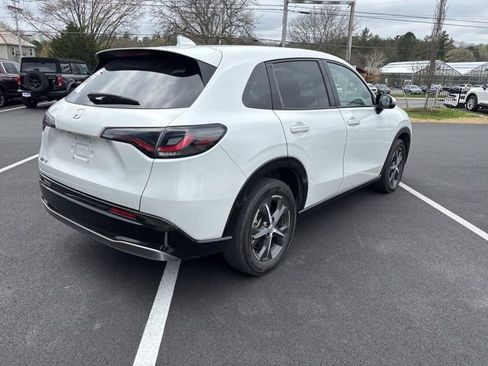Used 2024 Honda HR-V EX-L image 6