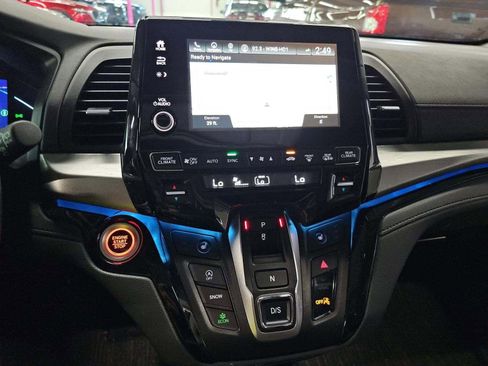 Used 2023 Honda Odyssey Touring image 9