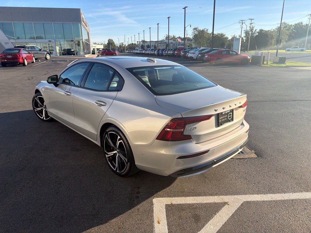 Certified 2024 Volvo S60 B5 Plus w/ Climate Package AWD/4WD image 6