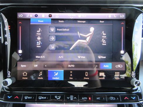 Used 2023 Jeep Grand Wagoneer Series II w/ Premium Group II AWD/4WD image 48