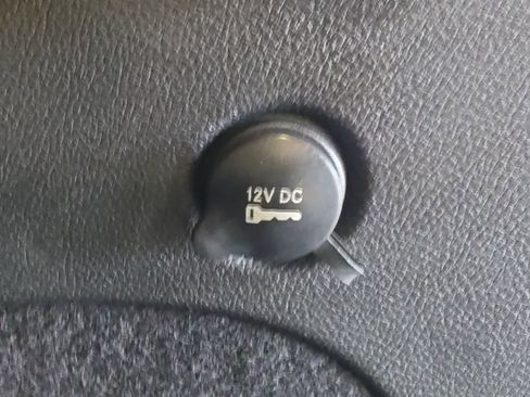 Used 2018 Jeep Grand Cherokee Altitude AWD/4WD image 34