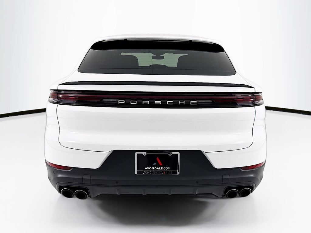 Certified 2024 Porsche Cayenne Coupe AWD/4WD image 10