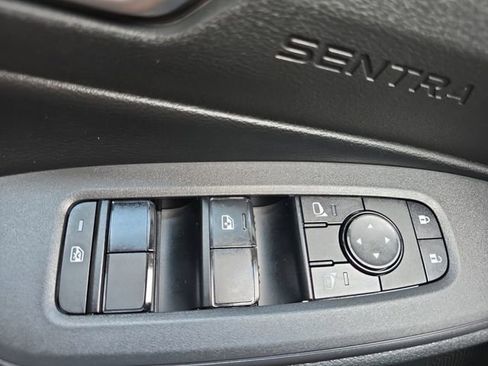 New 2026 Nissan Sentra SV FWD image 30