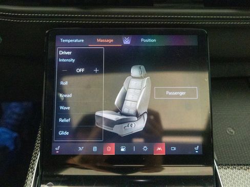 Used 2026 Cadillac Escalade V AWD/4WD image 33
