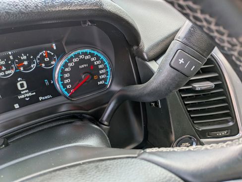 Used 2017 Chevrolet Suburban Premier image 66