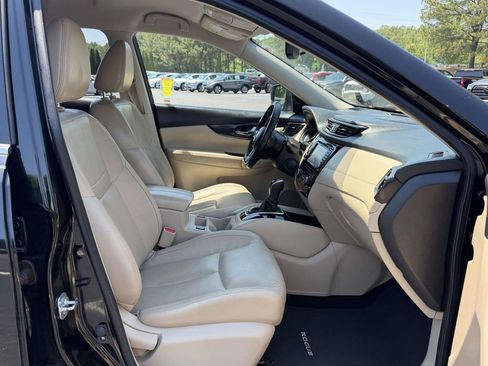 Used 2017 Nissan Rogue SL AWD/4WD image 12