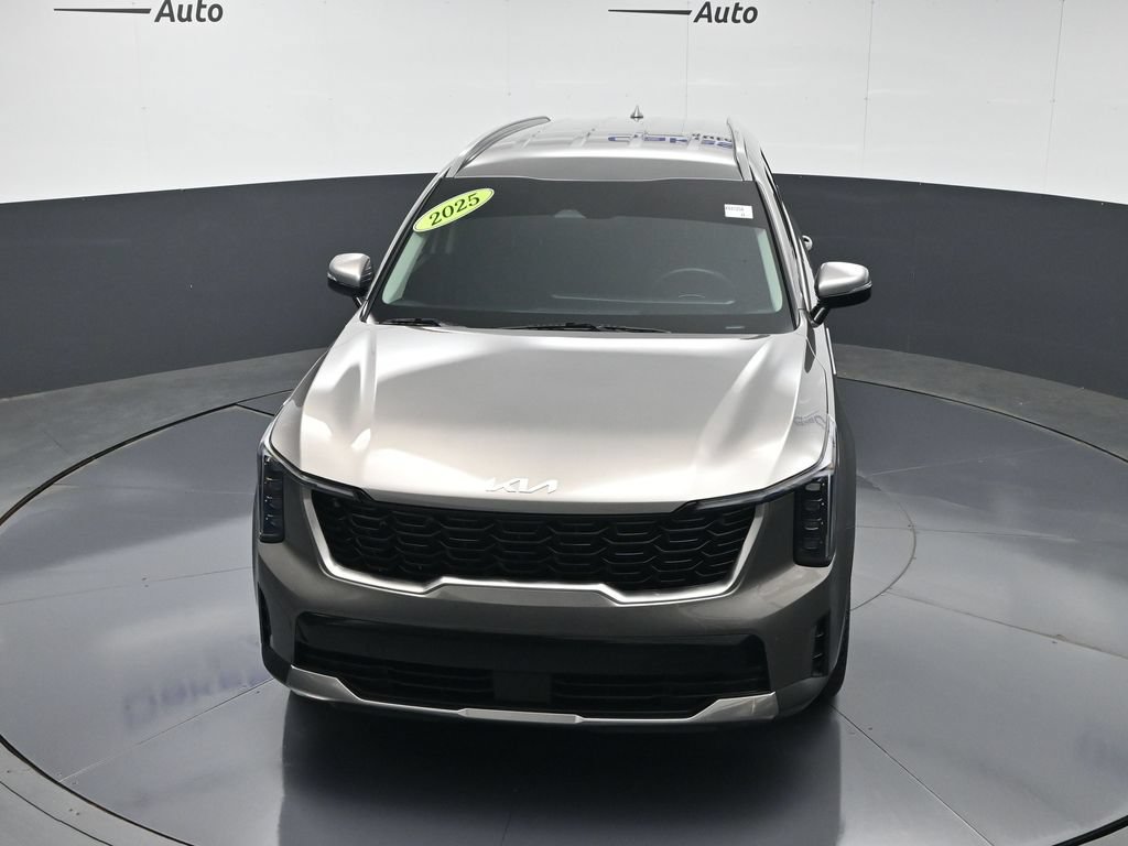 Used 2025 Kia Sorento EX AWD/4WD image 49