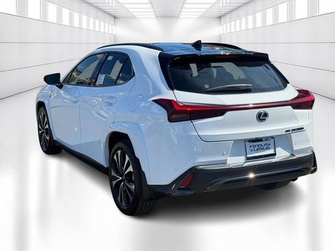 New 2026 Lexus UX 300h AWD image 7