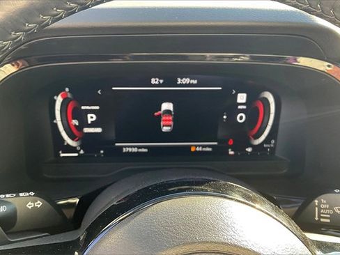 Certified 2023 Nissan Pathfinder Platinum w/ Lighting Package (N93) image 18