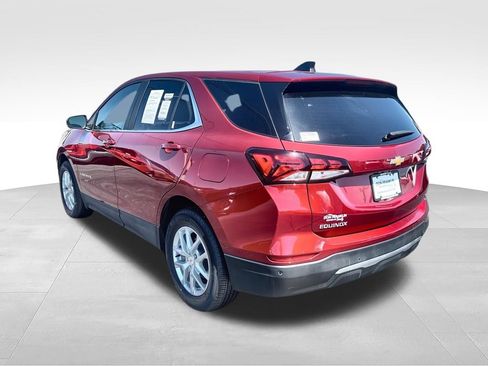 Used 2024 Chevrolet Equinox LT w/ LPO, Floor Liner Package FWD image 6