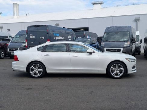 Used 2018 Volvo S90 T5 Momentum AWD/4WD image 2