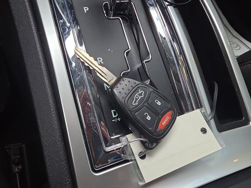 Used 2006 Dodge Charger SRT8 w/ SRT Option Group II image 34