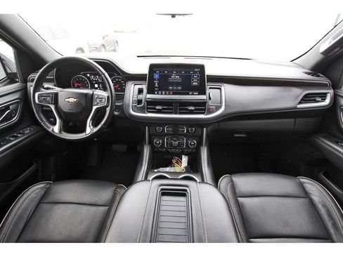 Used 2021 Chevrolet Tahoe Premier w/ Premium Package image 9