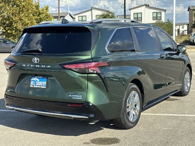 Used 2024 Toyota Sienna Platinum AWD/4WD image 6