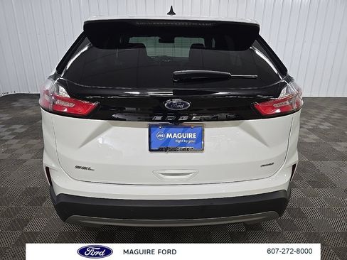 Used 2024 Ford Edge SEL w/ Convenience Package AWD/4WD image 14