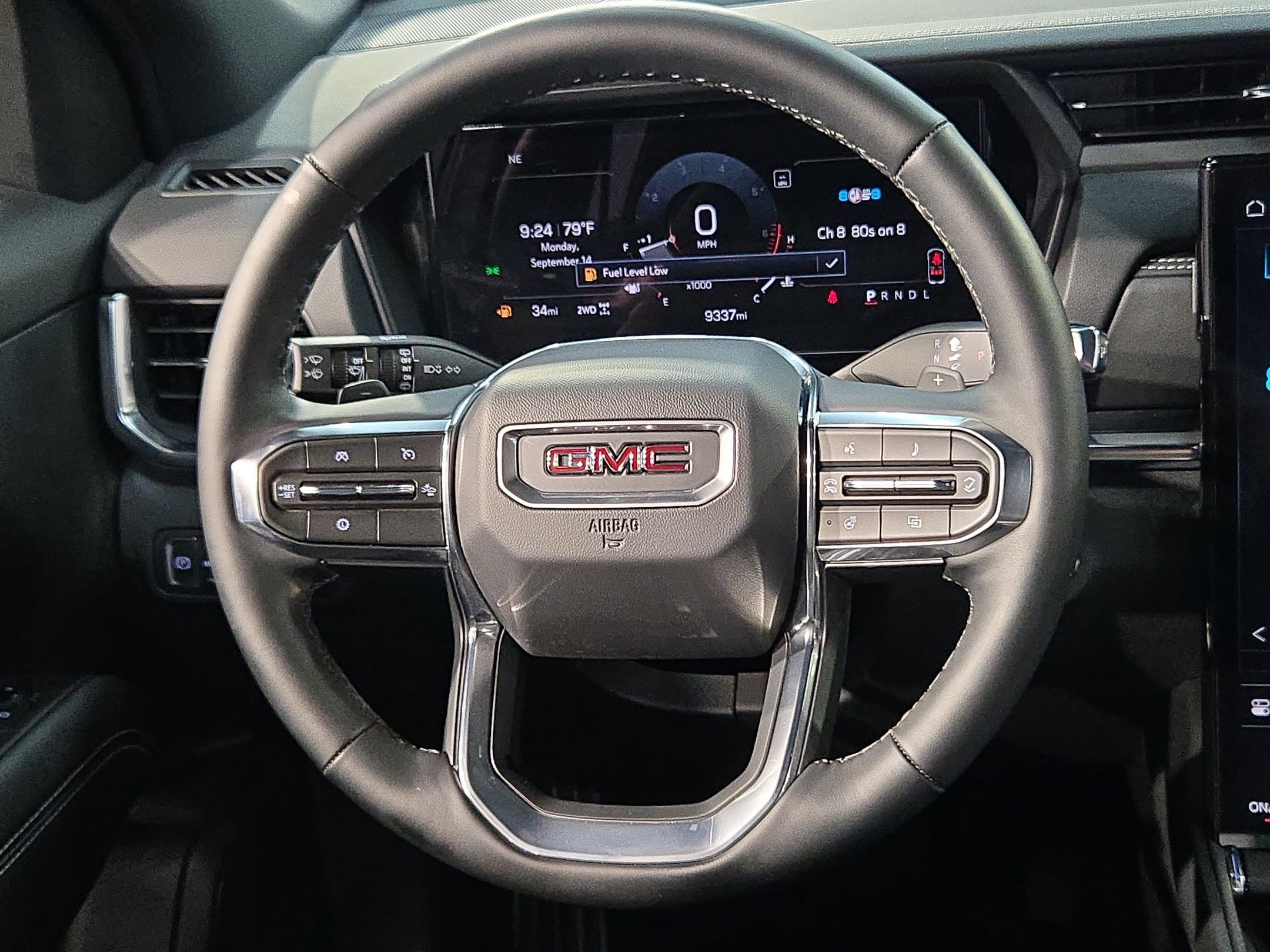 Used 2025 GMC Terrain Elevation AWD/4WD image 26