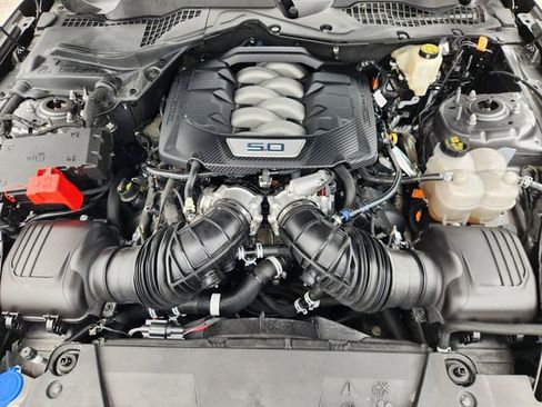 Used 2024 Ford Mustang GT Premium RWD image 31
