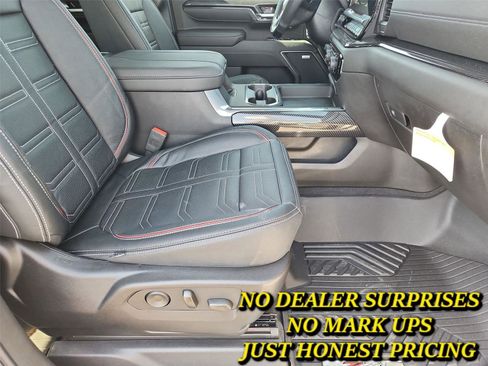 New 2025 Chevrolet Silverado 2500 LTZ w/ LTZ Premium Package AWD/4WD image 29