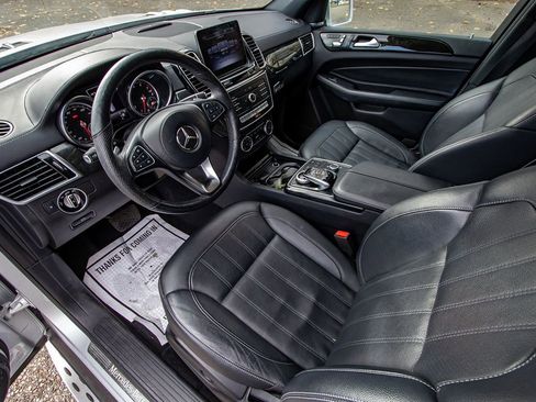 Used 2019 Mercedes-Benz GLS 450 4MATIC w/ Premium 1 Package image 11