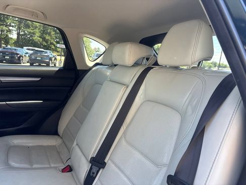 Used 2021 MAZDA CX-5 Touring w/ Touring Preferred SV Package FWD image 4