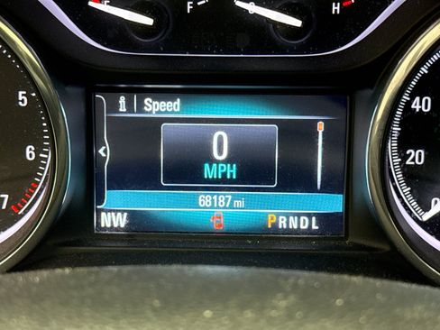 Used 2019 Buick Envision Essence AWD/4WD image 10