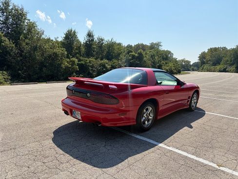 Used 1999 Pontiac Firebird Formula w/ Security Pkg RWD image 5