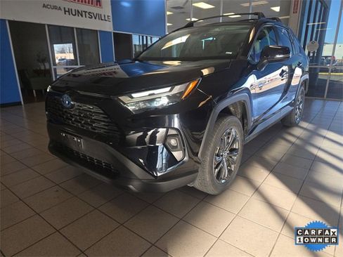 Used 2024 Toyota RAV4 XLE Premium image 4