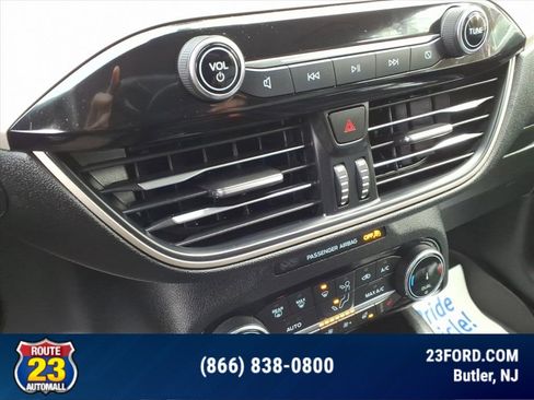 Certified 2022 Ford Escape SEL image 20