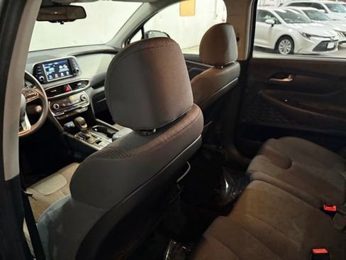 Used 2019 Hyundai Santa Fe SEL FWD image 32