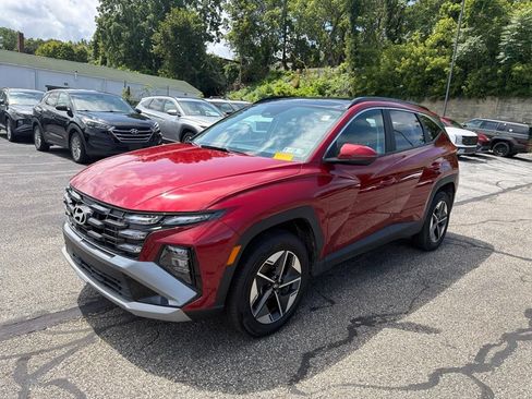 Certified 2025 Hyundai Tucson SEL AWD/4WD image 3