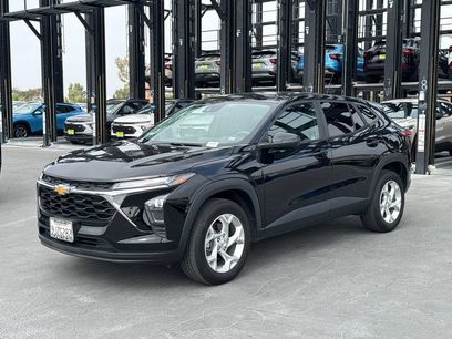 Used 2024 Chevrolet Trax LS w/ LS Convenience Package