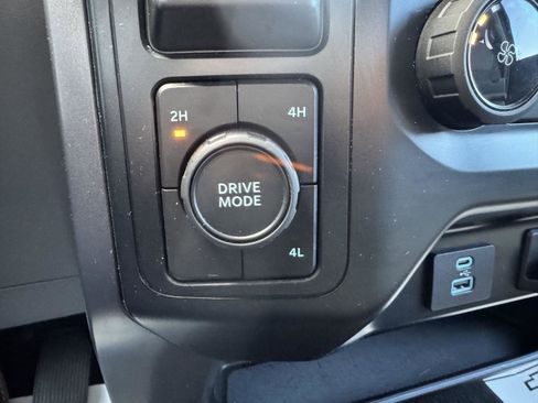 Used 2023 Ford F150 XLT w/ XTR Package image 18