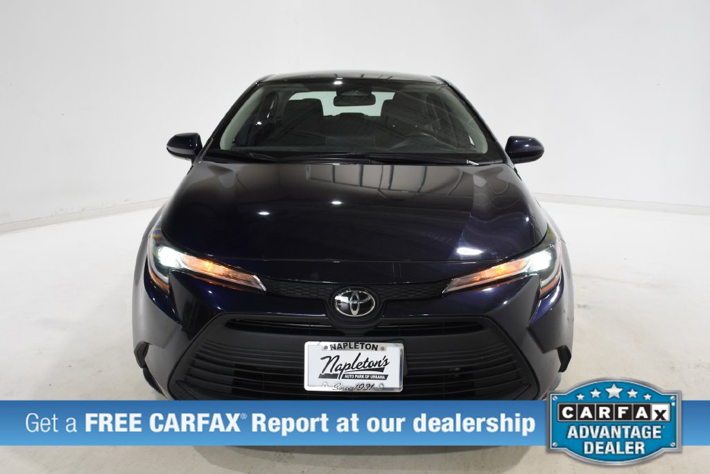 Used 2024 Toyota Corolla LE FWD image 2