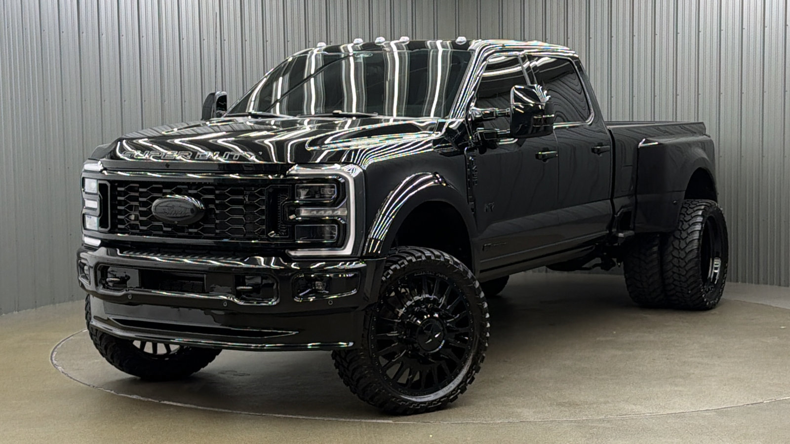 Used 2026 Ford F450 Platinum w/ Platinum Plus Package AWD/4WD image 1