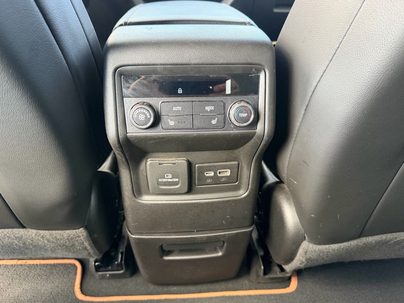 Used 2022 GMC Acadia AT4 w/ Preferred Package AWD/4WD image 19