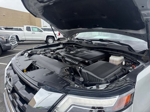 Used 2022 Nissan Armada SL image 22