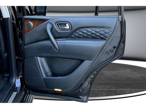 Used 2018 INFINITI QX80 4WD image 43